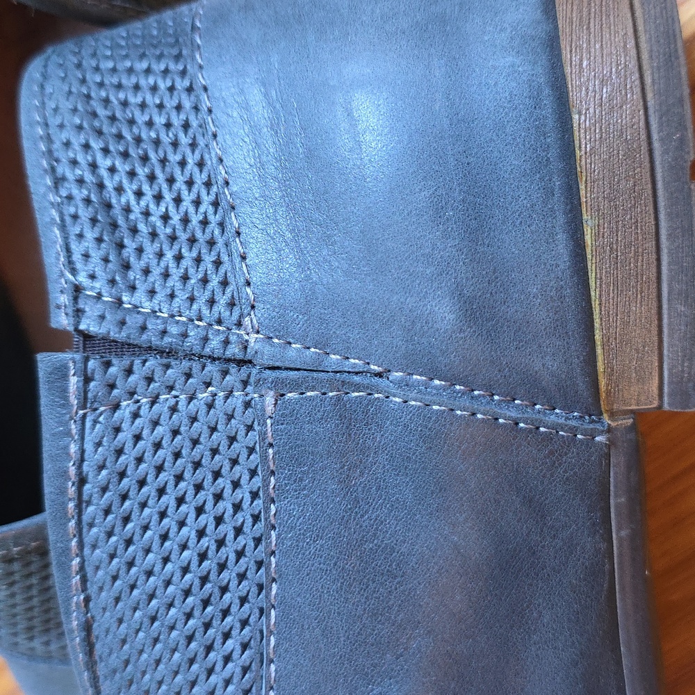 Bueno Blue Leather Sandals with Asymmetric, Open-Toe Design - Picture 5 of 8